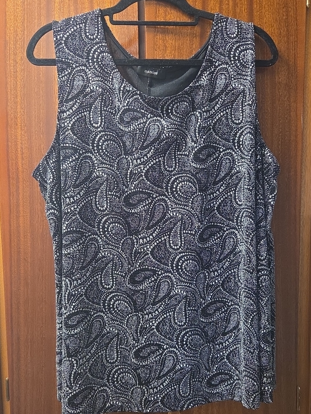 mandee Black & White Sleeveless Patterned Tank Top